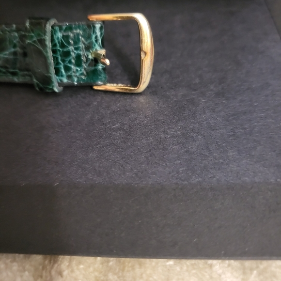 Authentic Hamilton Traveler dual time watch - Picture 6 of 8